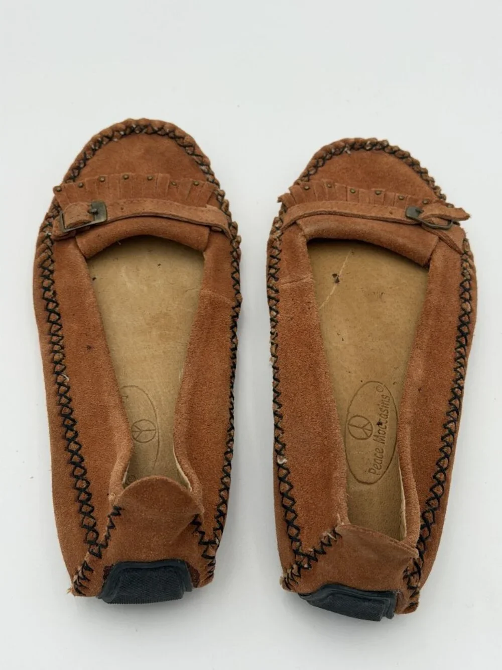 PEACE MOCS Moccasin Flats Womens Brown Suede Fringe Buckle Boho Loafers SIZE 6